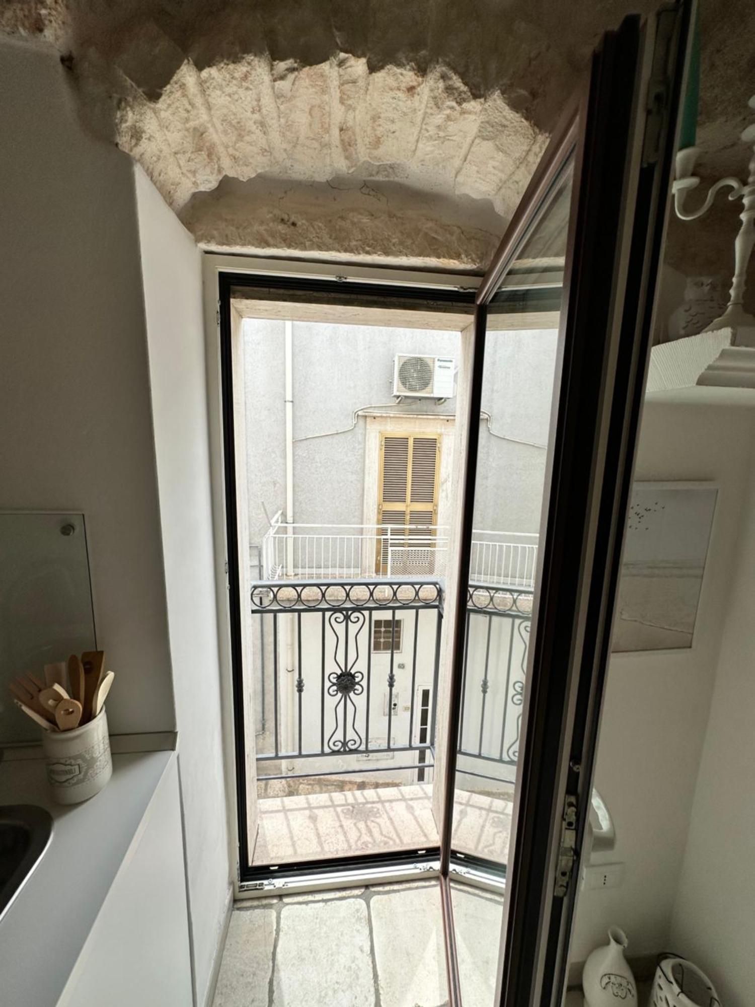 Апартаменты Casa Ficus Ostuni Con Terrazza Vista Mare Экстерьер фото